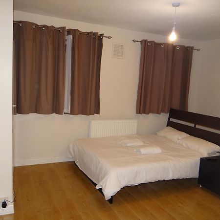 Vallance Road House Hotel ลอนดอน ภายนอก รูปภาพ