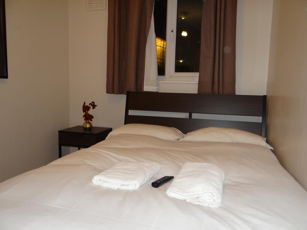 Vallance Road House Hotel ลอนดอน ภายนอก รูปภาพ